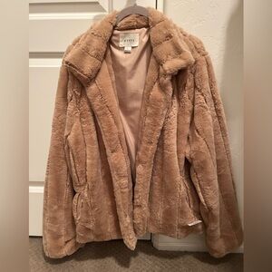 Faux Fur jacket. Size large. Color Taupe.
